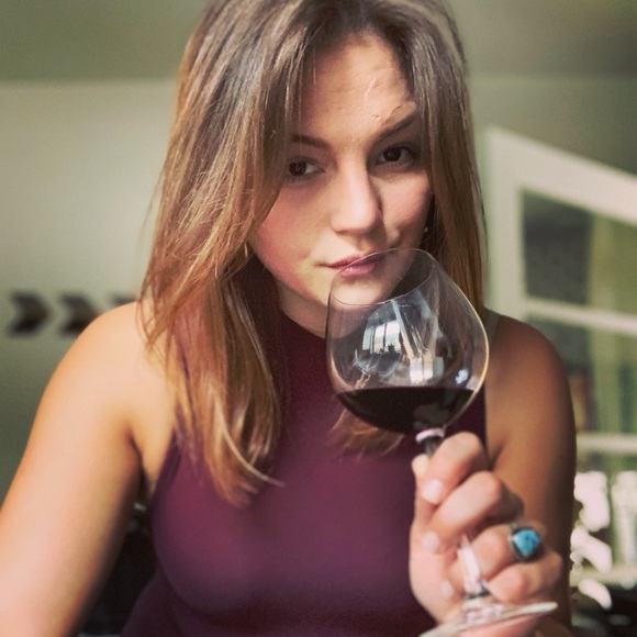 Hi I’m Stephanie - Picture 8 of 16